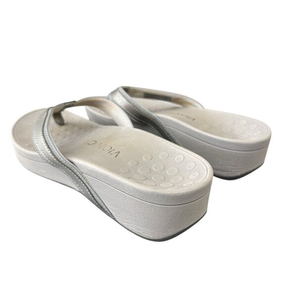 Women's Vionic High Tide Silver Metallic Leather Platform Thongs Size 10 Summer - Picture 5 of 7